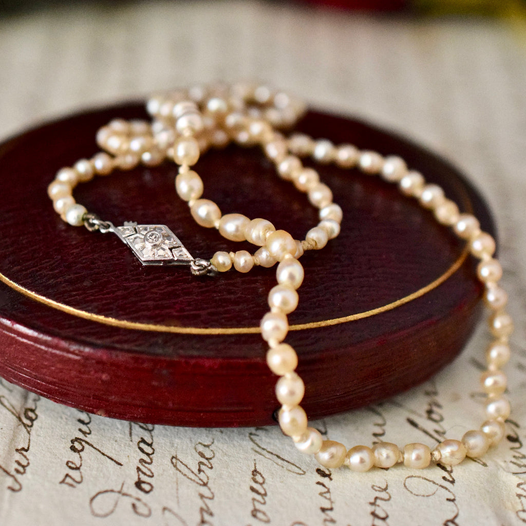 Charming Freshwater Baroque Pearl Strand 18ct White Gold And Diamond Clasp