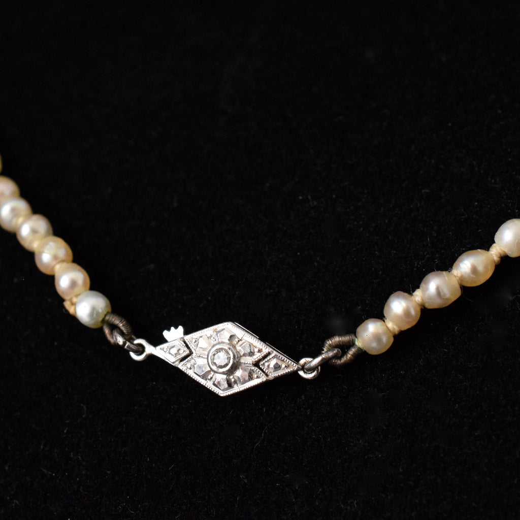 Charming Freshwater Baroque Pearl Strand 18ct White Gold And Diamond Clasp