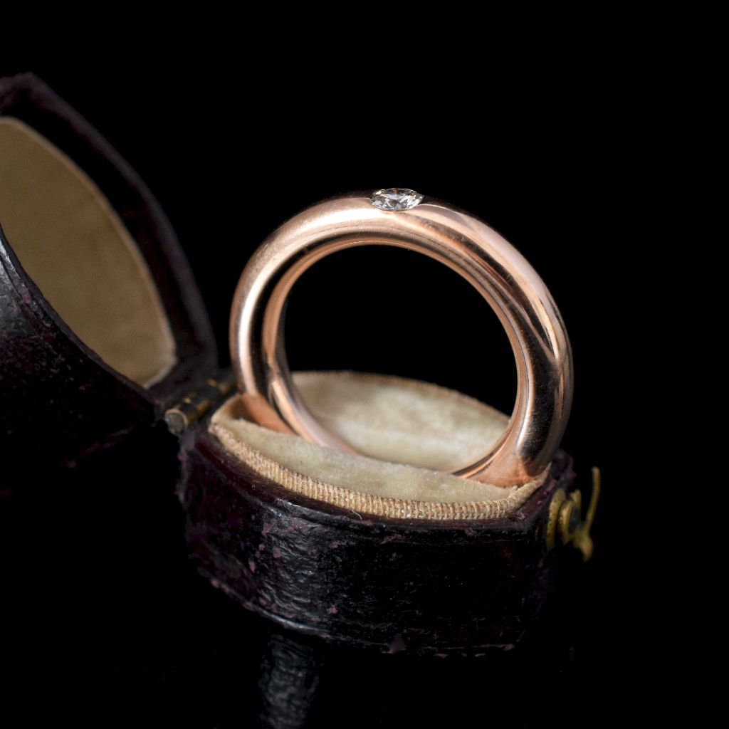 Gorgeous Heavy 9ct Rose Gold Diamond ‘Tubular’ Ring 8.3 Grams