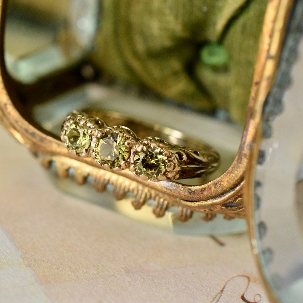 Vintage 9ct Rose Gold Peridot Trilogy Ring