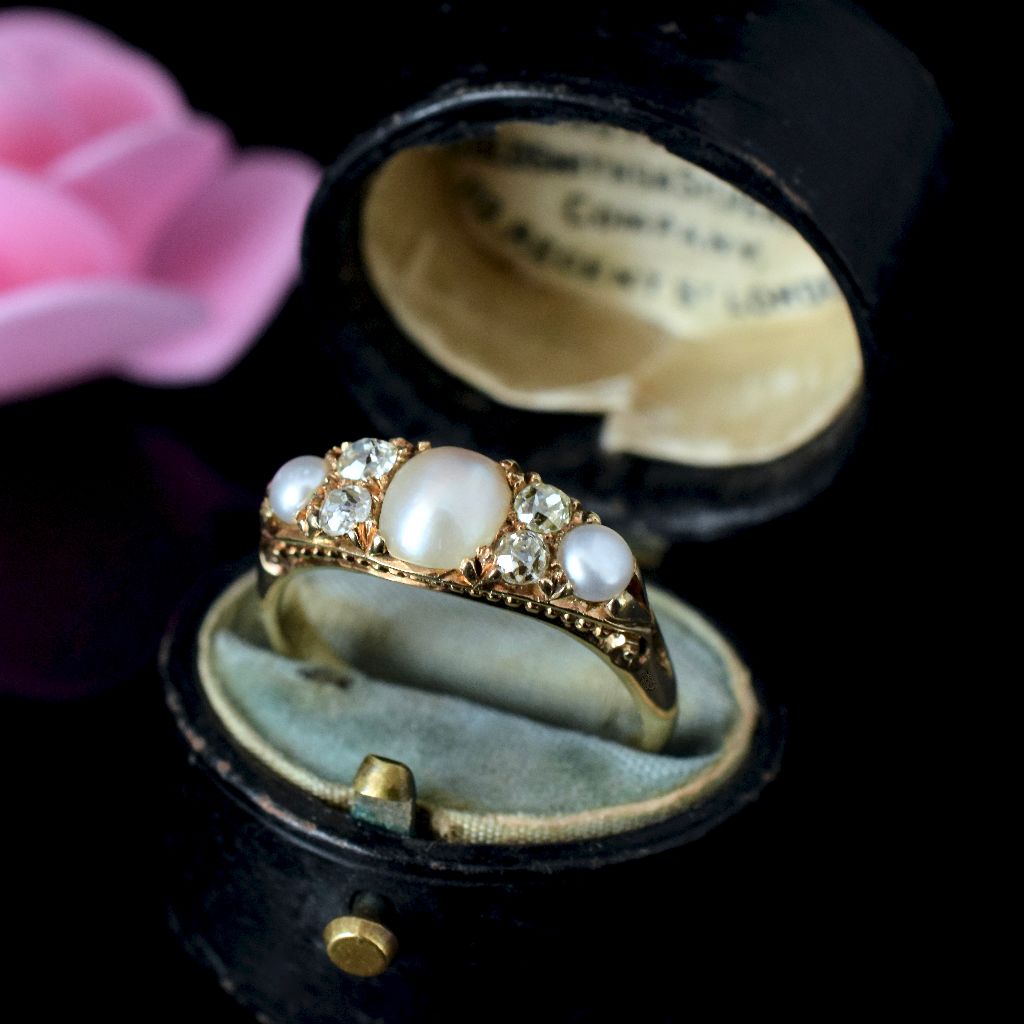 Antique Victorian 18ct Yellow Gold Pearl / Old Mine Cut Diamond Ring