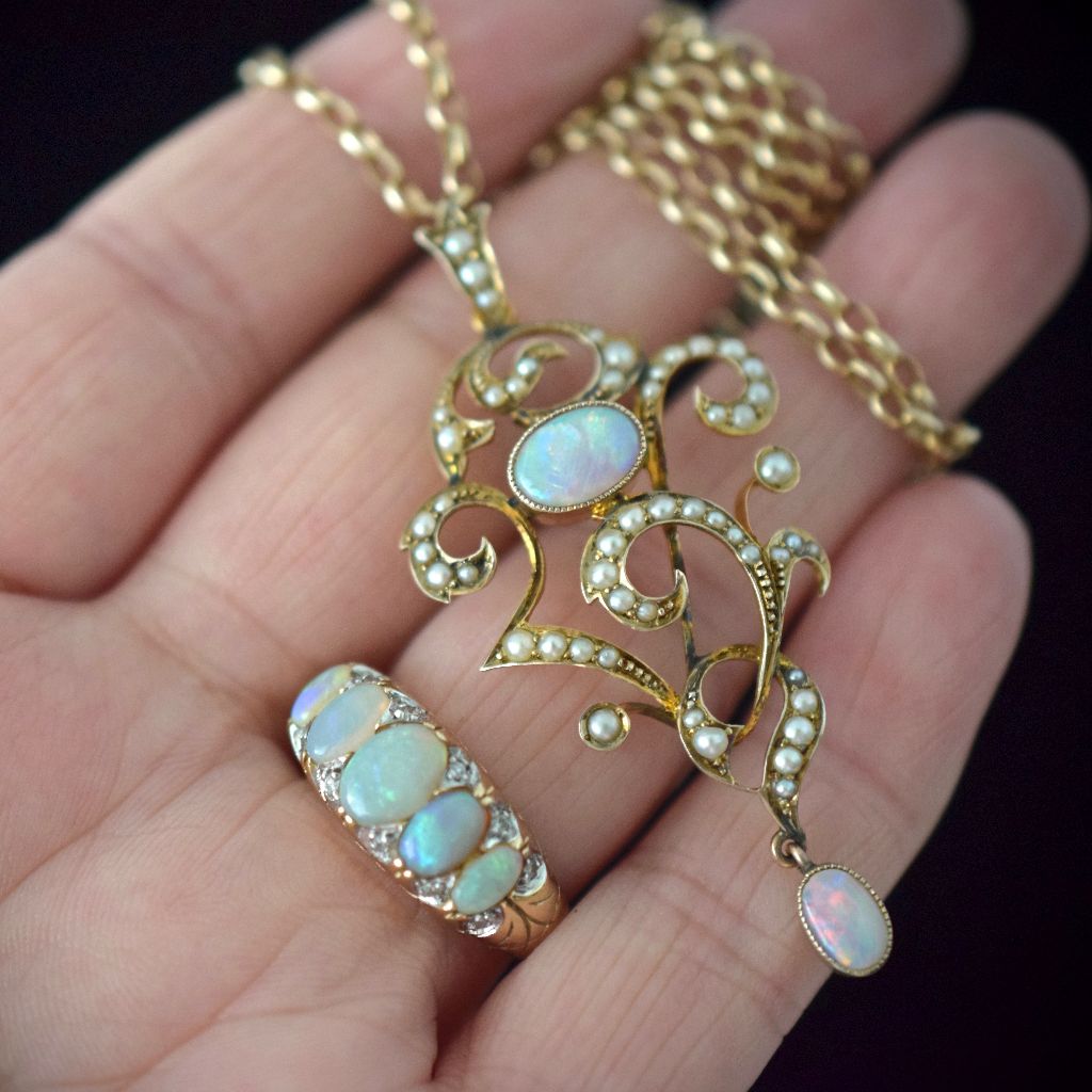 Stunning Five Stone Opal And Diamond 9ct Yellow Gold Ring