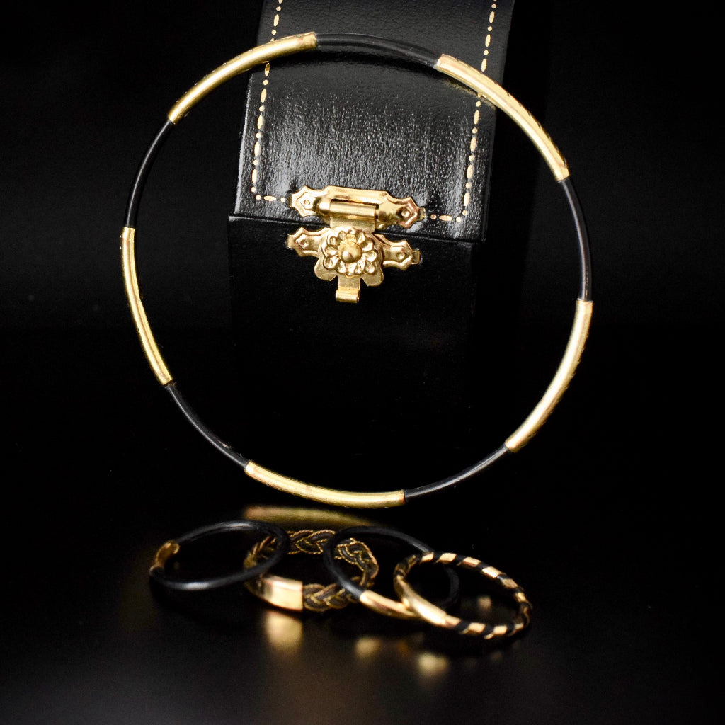 Vintage / Antique Elephant Hair Raj Era Bangle