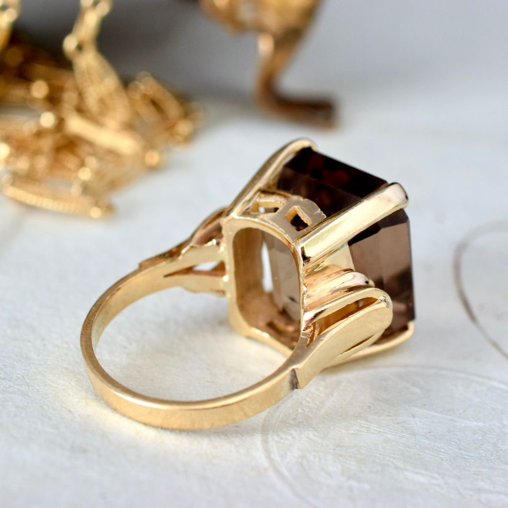 Vintage Retro Era 18ct Yellow Gold Smoky Quartz Ring