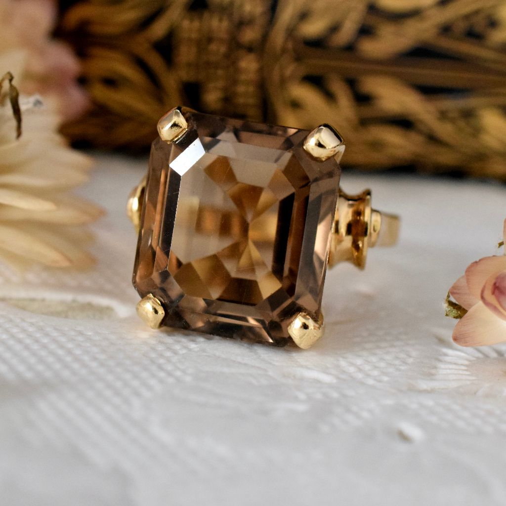 Vintage Retro Era 18ct Yellow Gold Smoky Quartz Ring