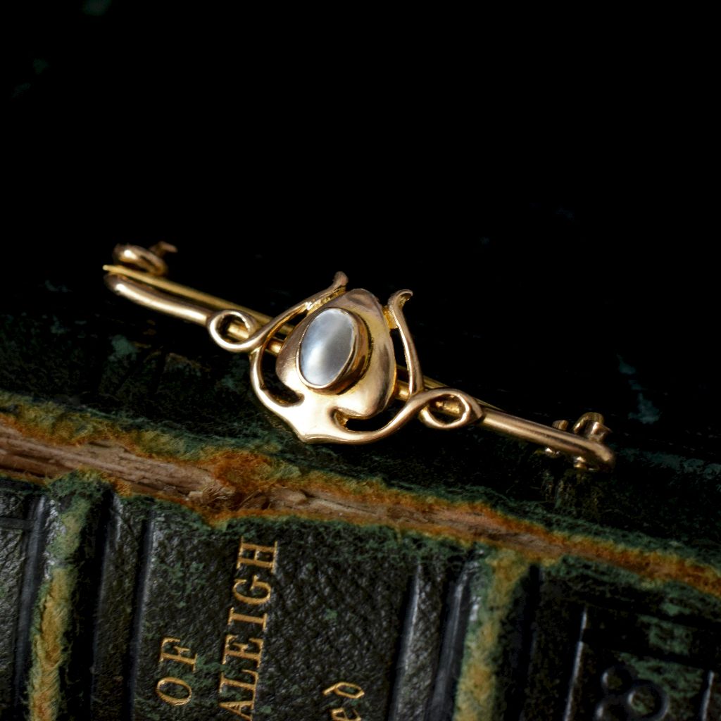 Art Nouveau / Arts & Crafts 9ct Blister Pearl Brooch By Henry Mathews 1905
