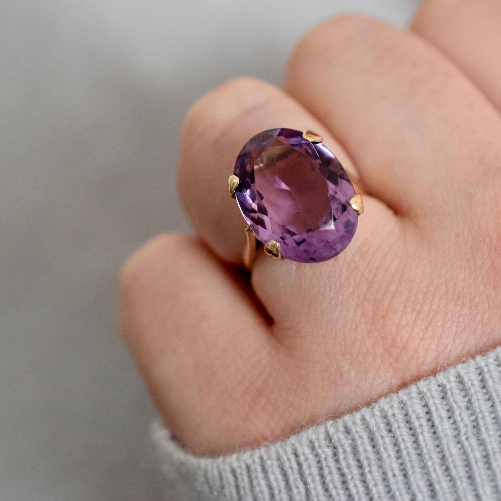 Charming Large Natural Oval Amethyst 9ct Gold Ring 1963
