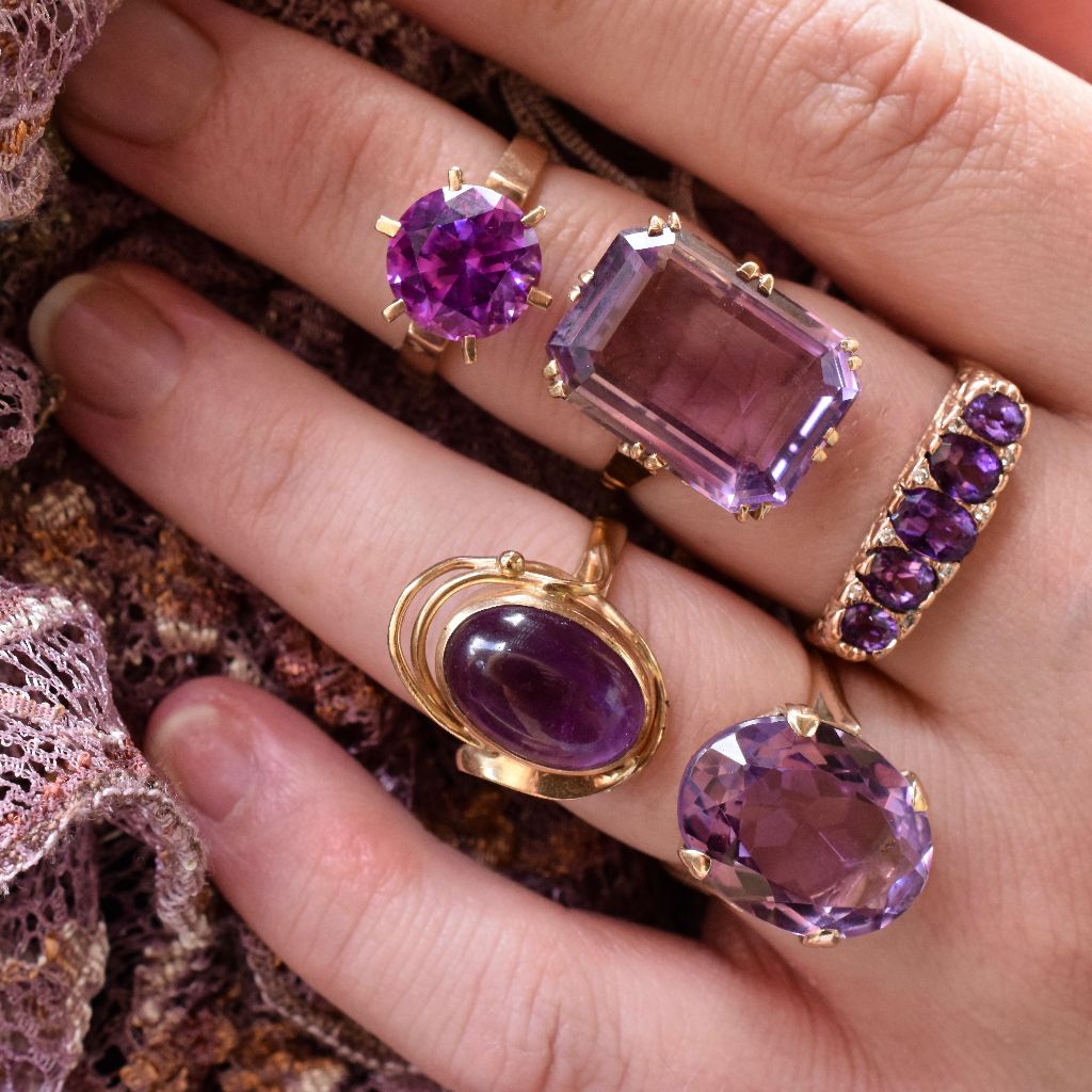 Charming Large Natural Oval Amethyst 9ct Gold Ring 1963