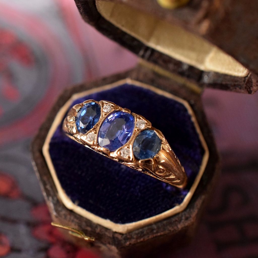 Exquisite Colour Change Natural Ceylon Sapphire Diamond Ring Art Deco or Art Deco Style