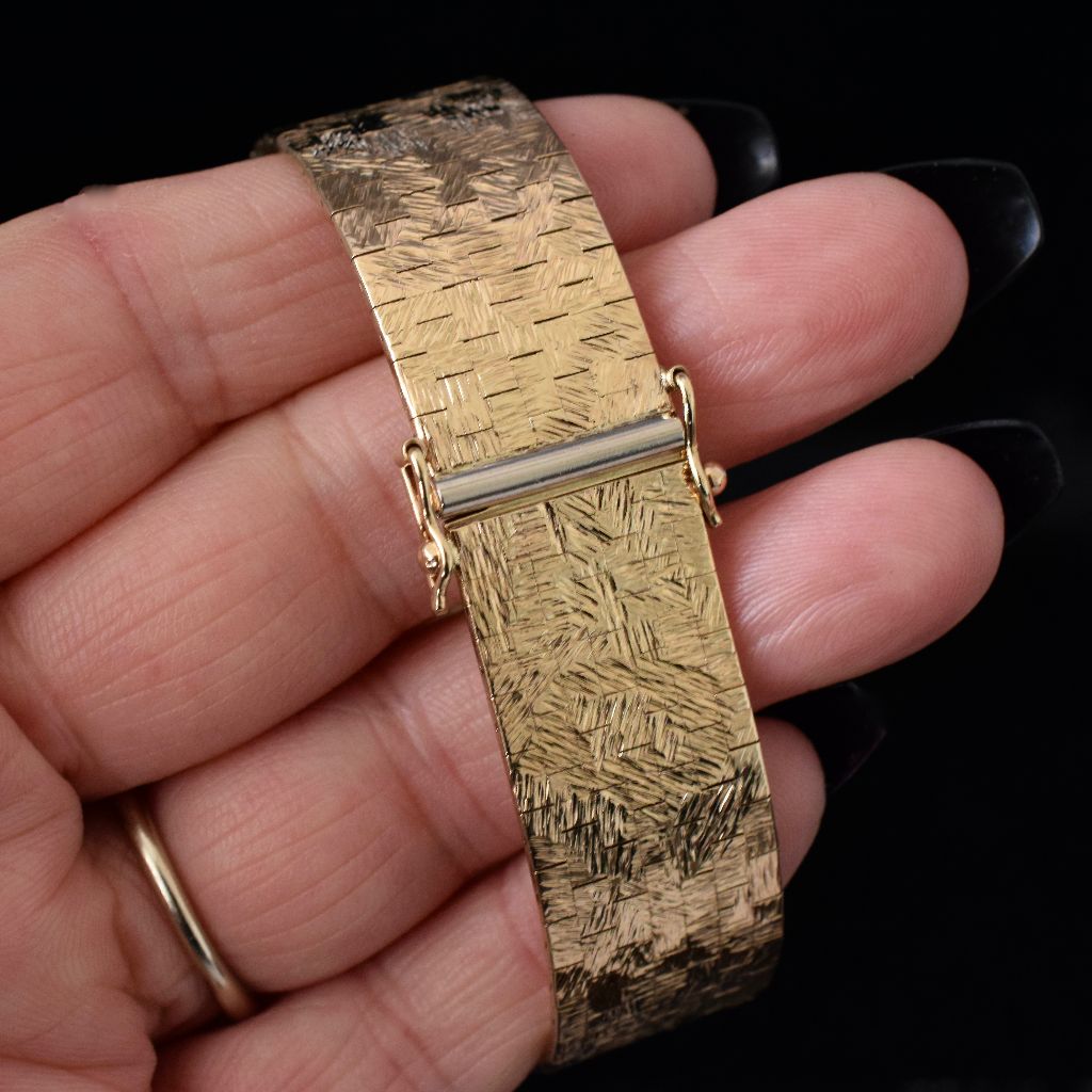 Vintage 9ct Yellow Gold ‘Mesh’ Style Bracelet 39.03 Grams