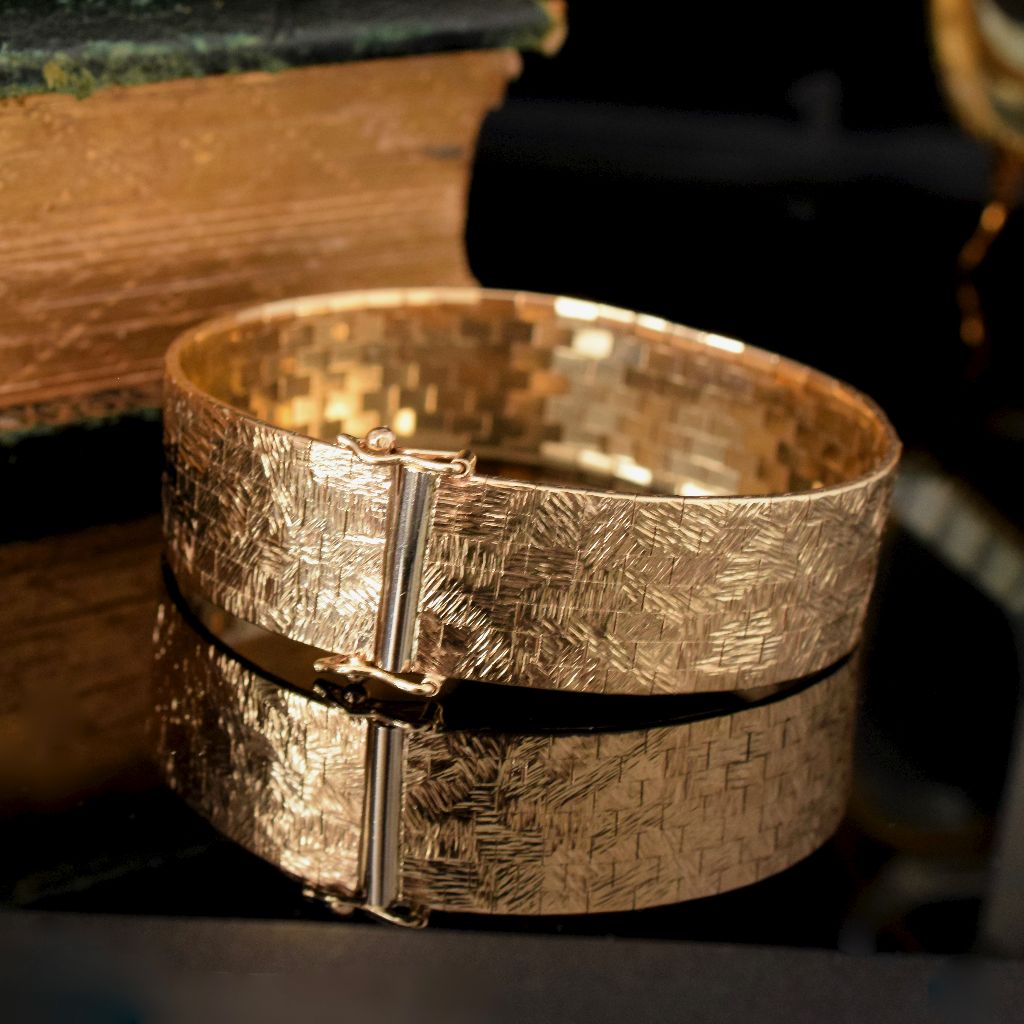 Vintage 9ct Yellow Gold ‘Mesh’ Style Bracelet 39.03 Grams