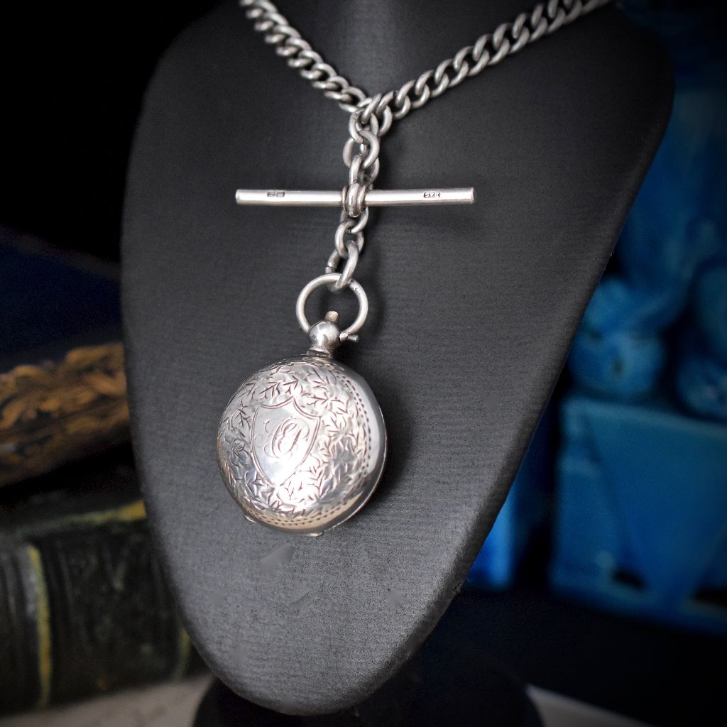 Stunning Antique Sterling Silver Sovereign Case 1914