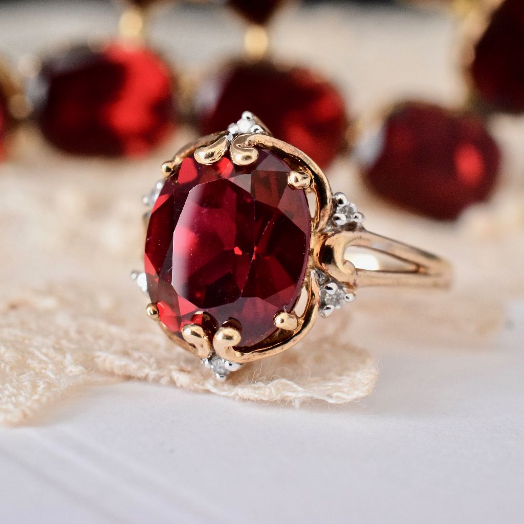 Modern 9ct Yellow Gold Diamond Man-Made Ruby Ring