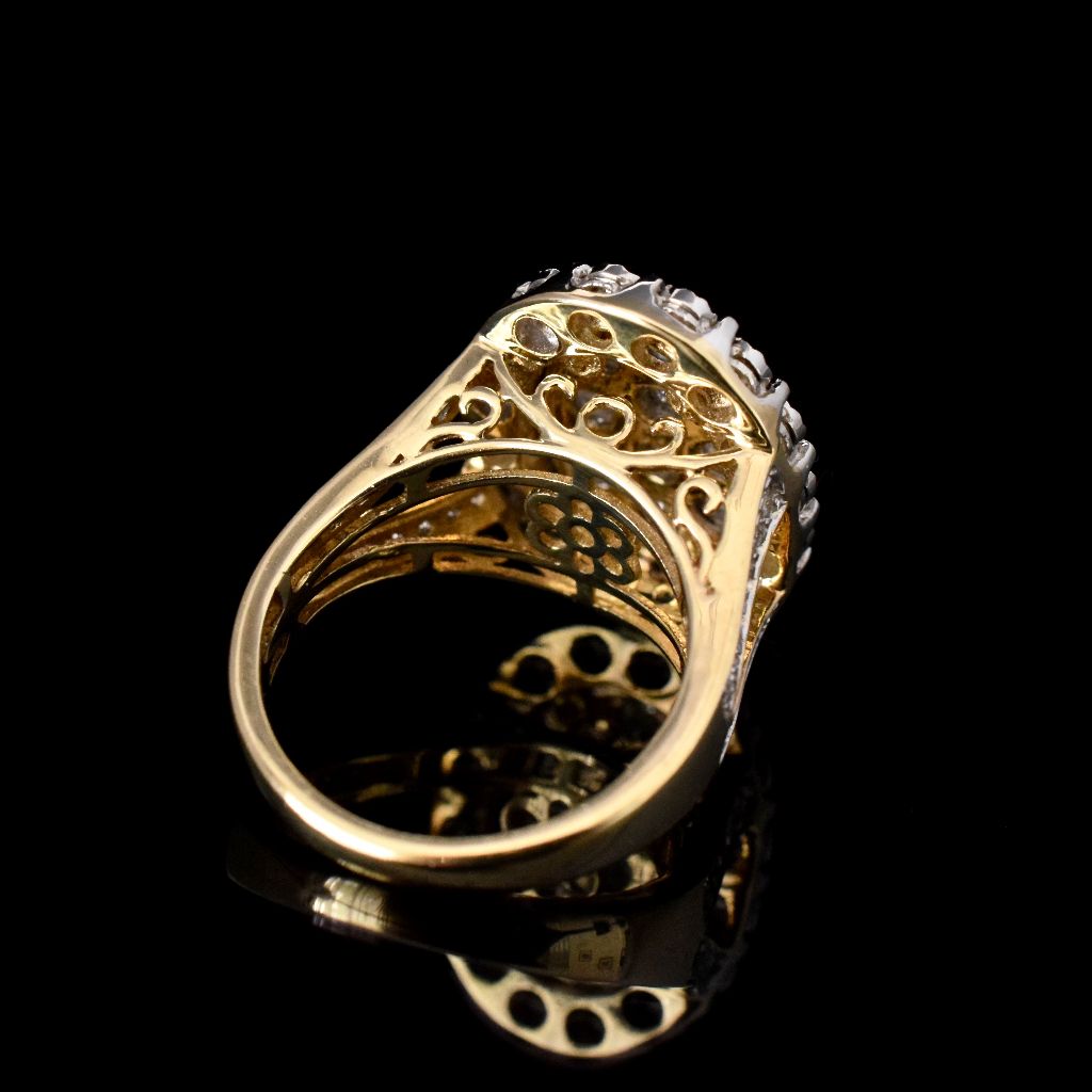 Modern 9ct Yellow Gold Diamond Cluster 1.25cts