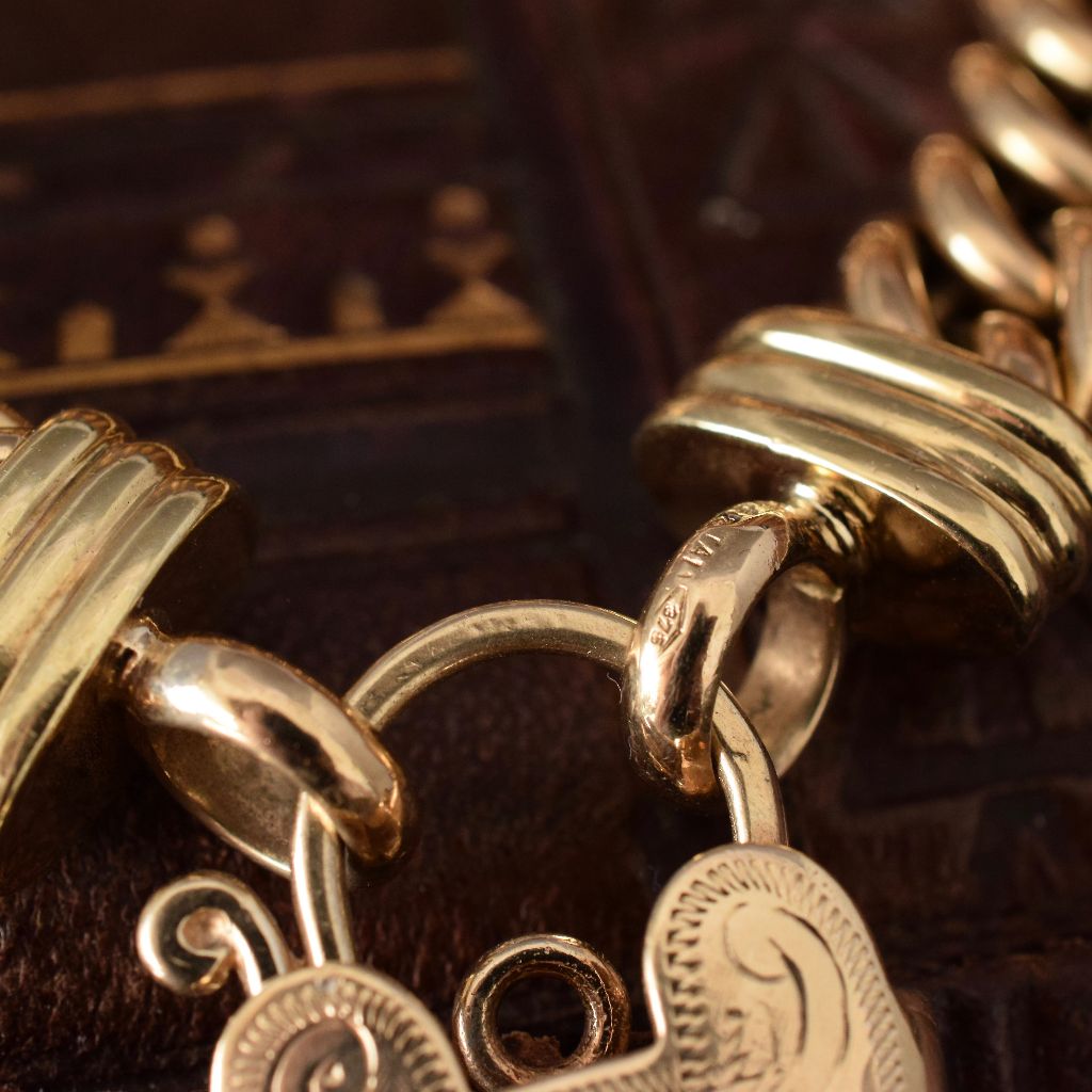 Modern Classic Style Curb Link 9ct Yellow Gold Padlock Bracelet