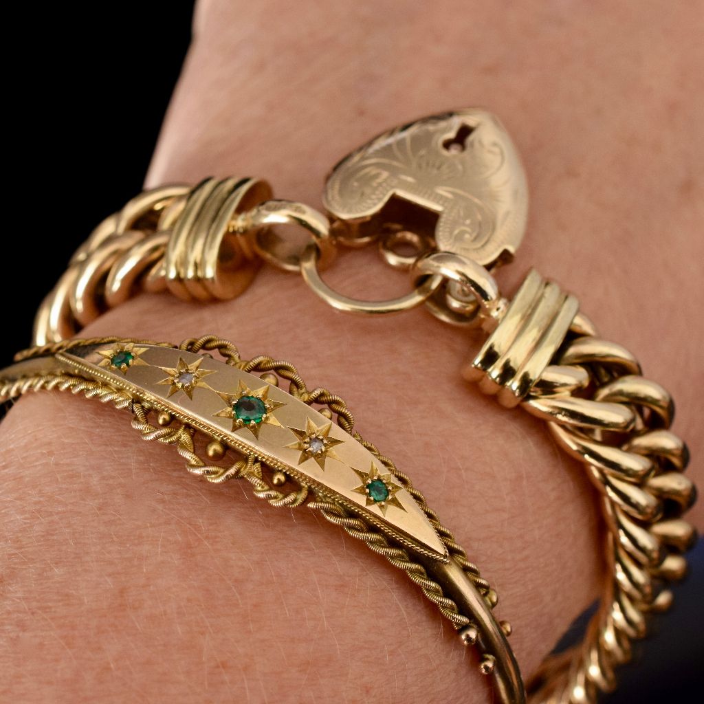 Modern Classic Style Curb Link 9ct Yellow Gold Padlock Bracelet