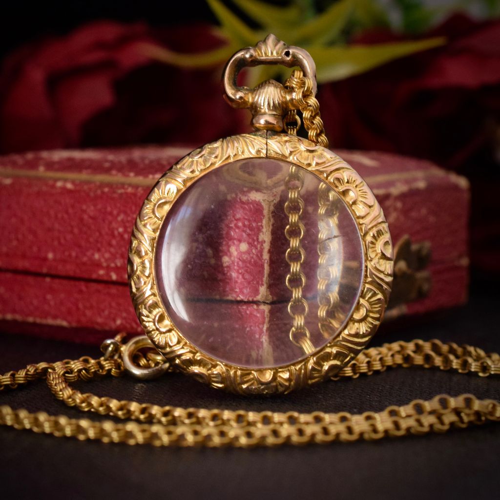 Antique Victorian/Early Edwardian 9ct Yellow Gold Convex Glass Photo Locket