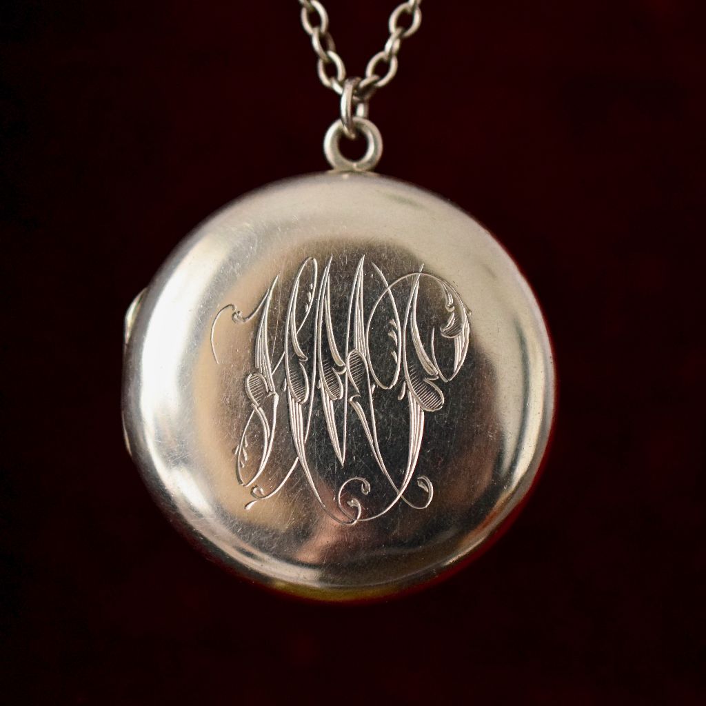 Wonderful Early Australian Art Deco Sterling Silver Locket & Chain by F.J. Mole Circa 1925