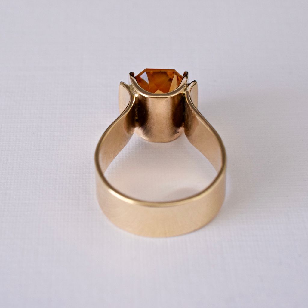 Stunning Vintage 9ct Yellow Gold Emerald-Cut Citrine Ring