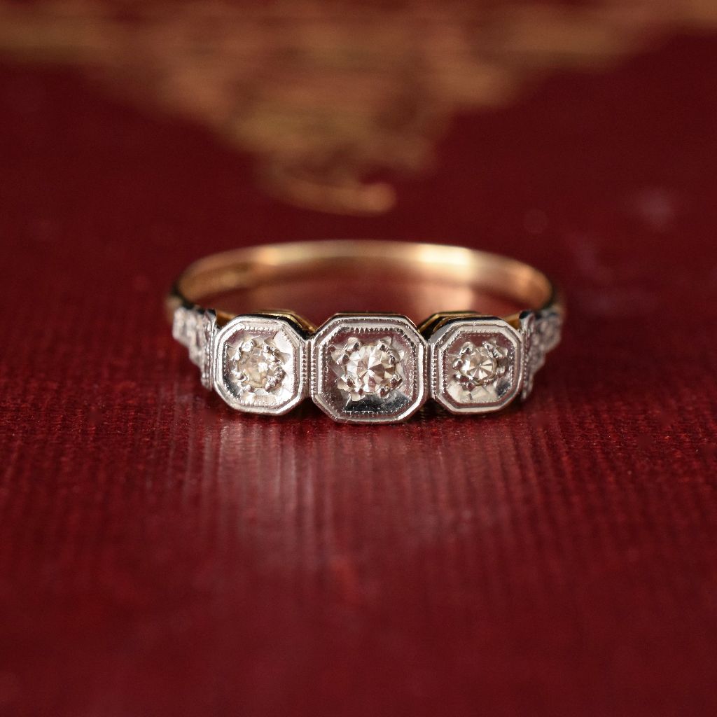Antique/Vintage 18ct Gold Art Deco Trilogy Diamond Ring