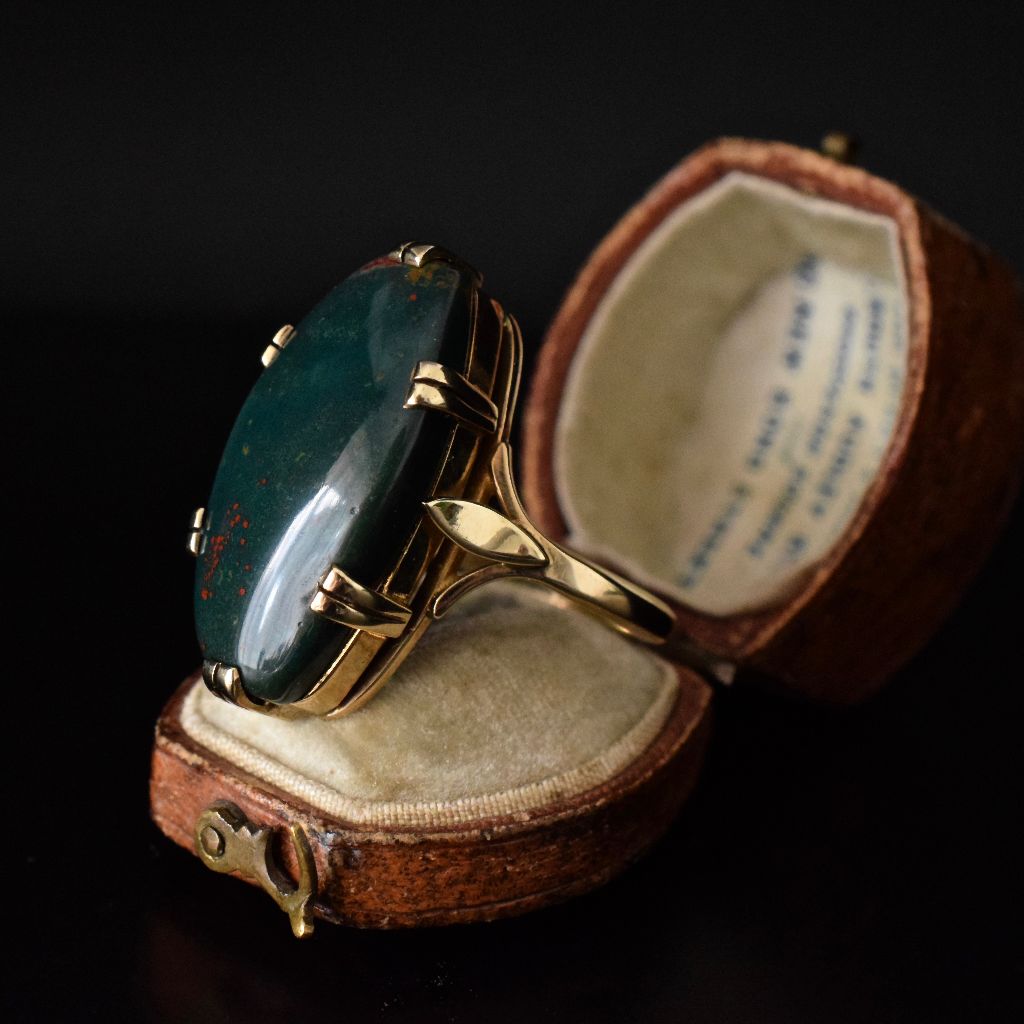 Vintage 9ct Yellow Gold Large Bloodstone Ring
