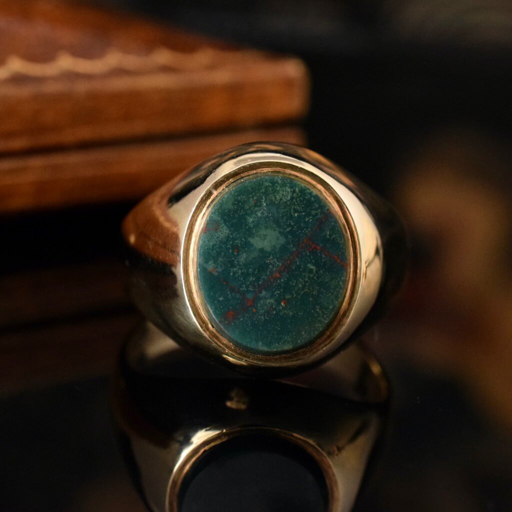 Vintage Heavy 9ct Yellow Gold Bloodstone Ring 8.78 Grams