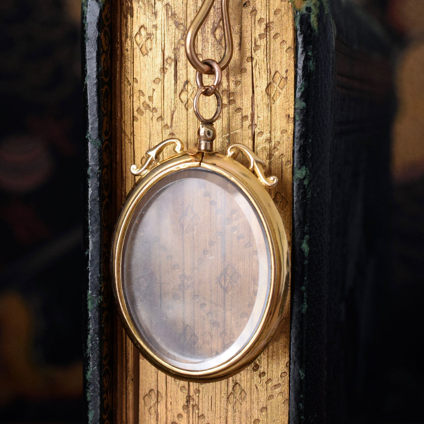 Antique Victorian / Edwardian 9ct Yellow Gold Double Sided Photo Locket Circa 1900