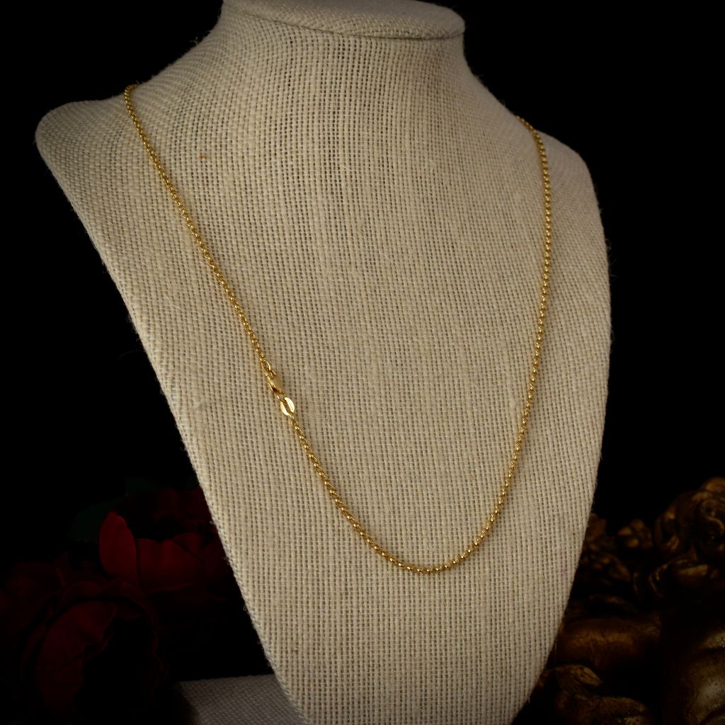 Modern/Vintage Italian 18ct Yellow Gold Belcher Chain 61cm 8.3 Grams
