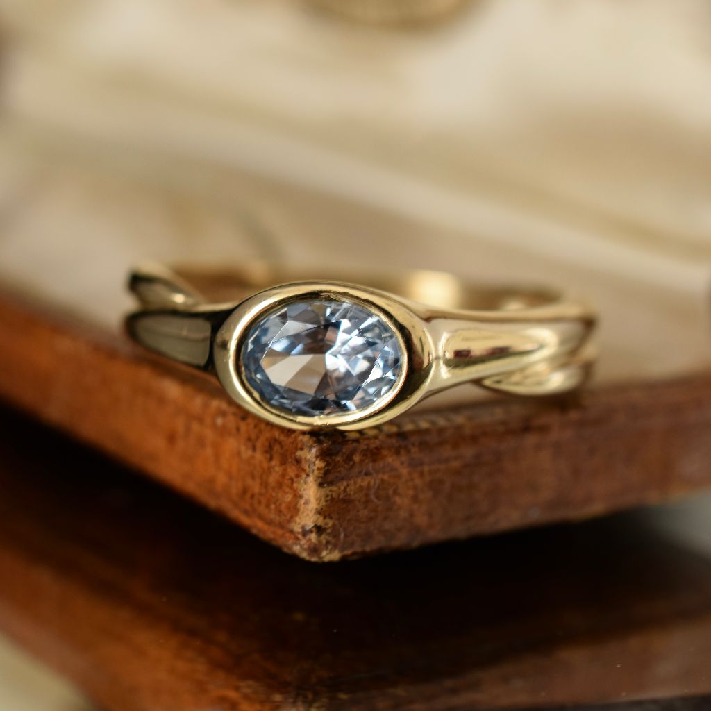 Modern 14ct Yellow Gold Aquamarine Ring
