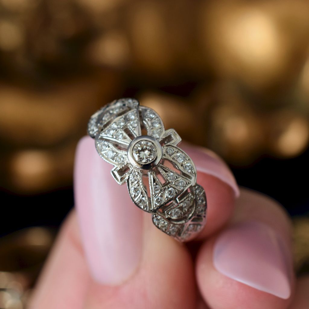 Vintage 18ct White Gold Diamond Art Deco Style Plaque Ring 7.45 Grams