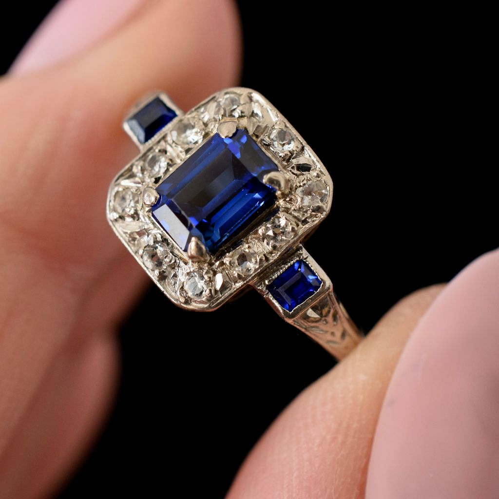 Vintage / Antique Man-Made Blue Sapphire 18ct White Gold Ring