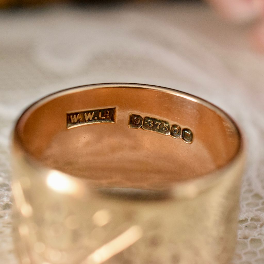 Vintage Heavy Wide 9ct Gold Floral Cigar Band By William Wilkinson Limited London 1969