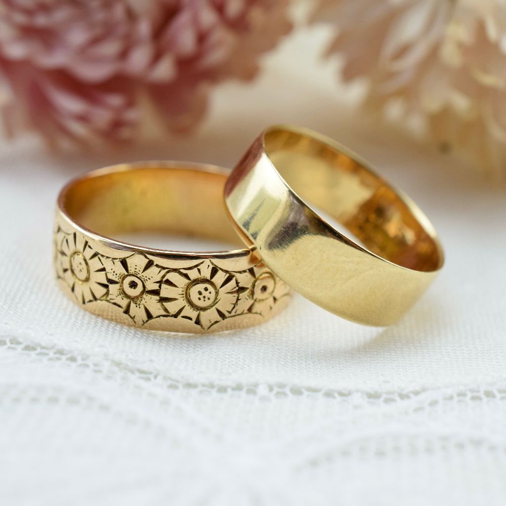 Antique Victorian Australian 18ct Yellow Gold Wide Ring Circa 1890