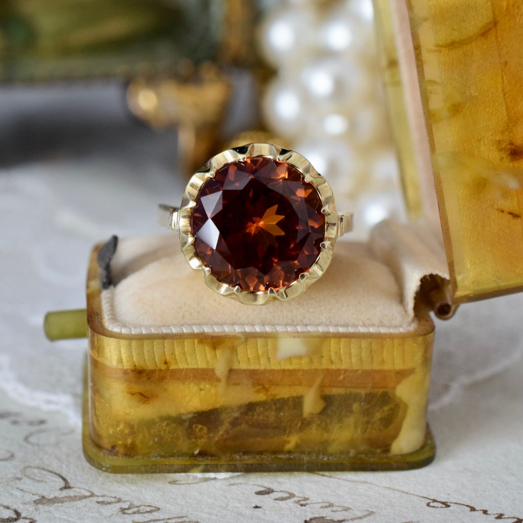 Vintage 18ct Yellow Gold Orange Sapphire Ring