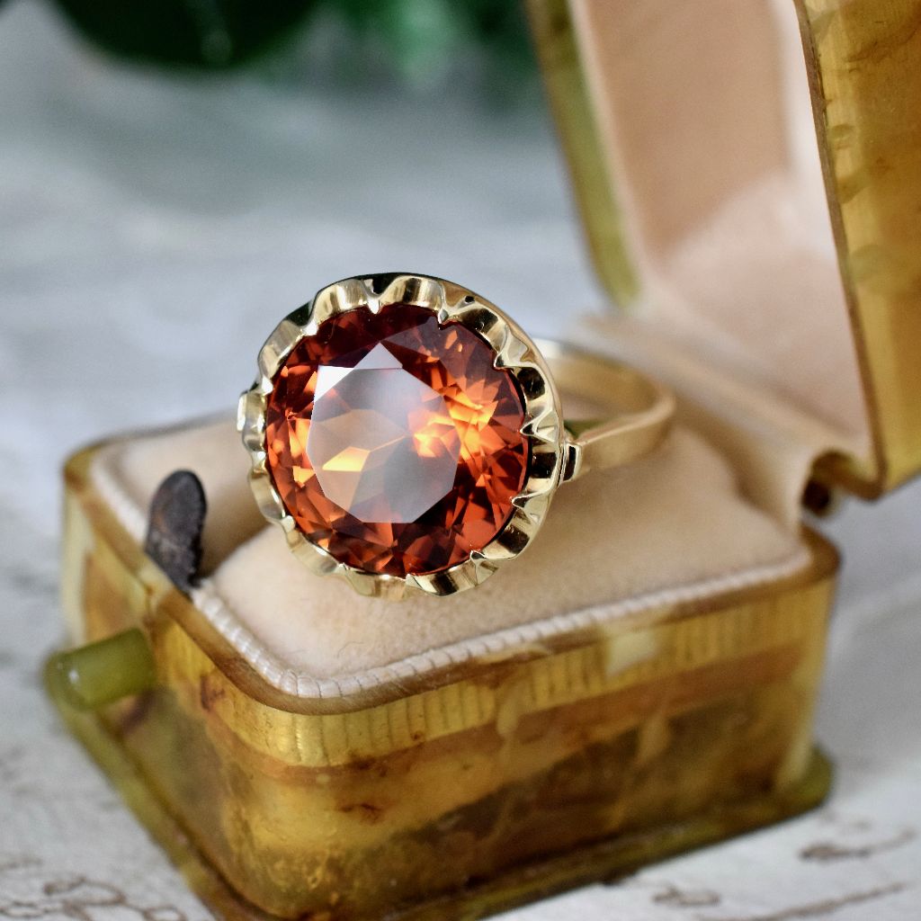 Vintage 18ct Yellow Gold Orange Sapphire Ring