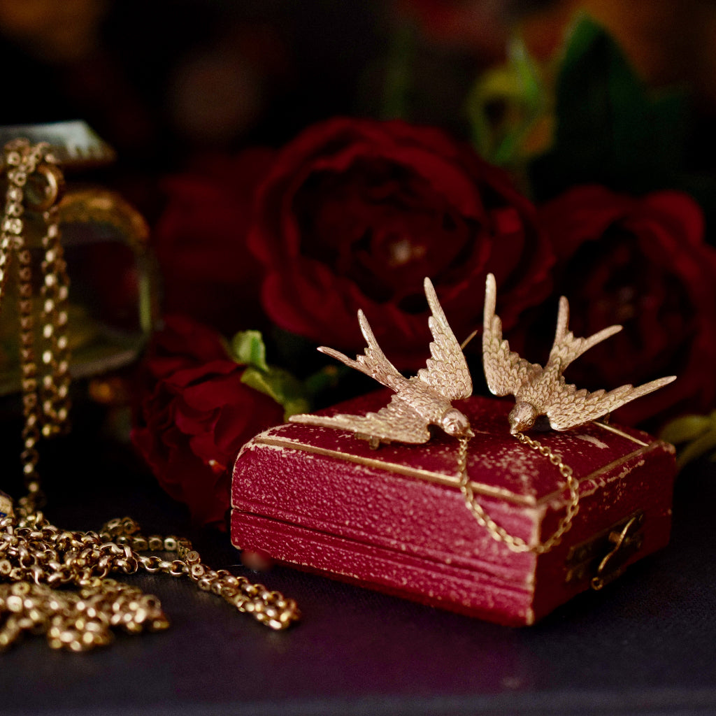 Antique Victorian 9ct Gold ‘Bluebirds Of Happiness’ Double Cloak Clasp Birmingham 1898