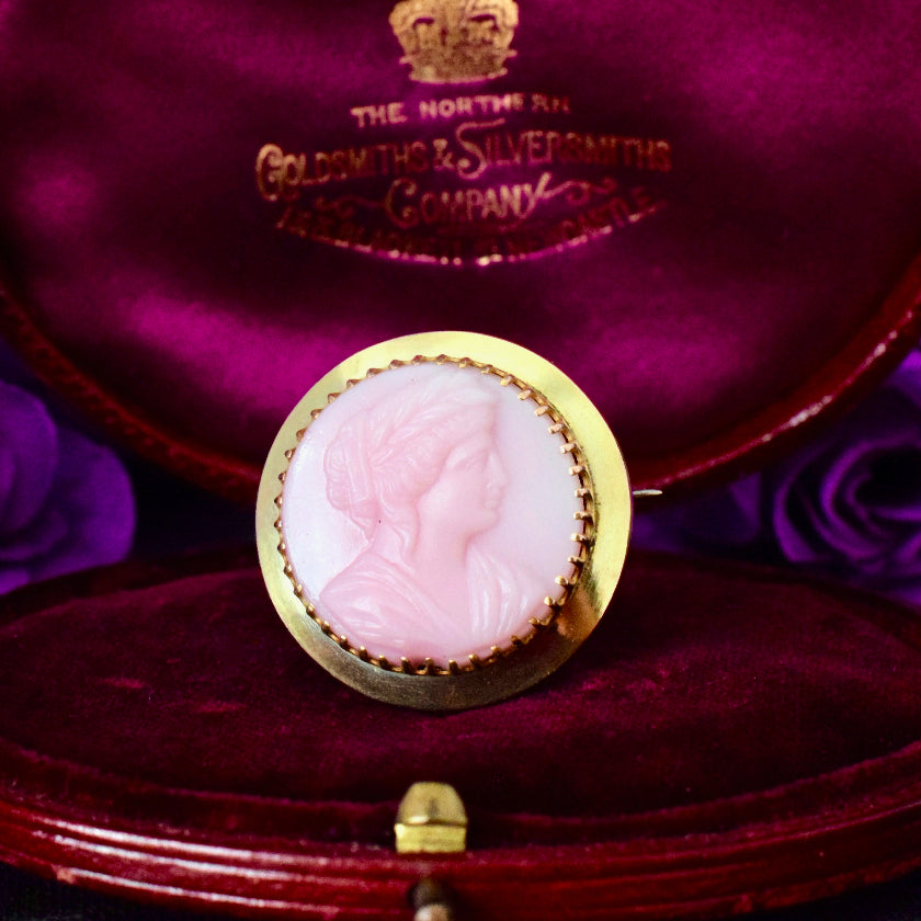 Antique Australian ’Stevenson’ 9ct Yellow Gold Cameo Brooch Circa 1910