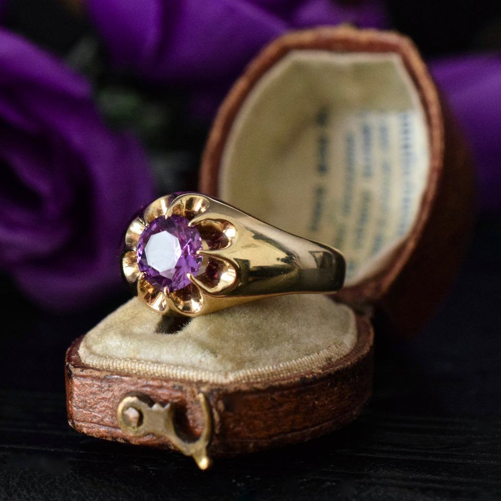 Stunning Vintage Colour Change Sapphire 9ct Yellow Gold Ring