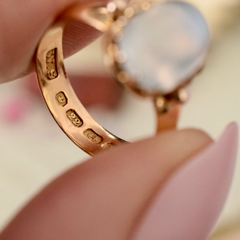 Incredible Antique Victorian 22ct Gold Moonstone Ring Hallmarked 1873