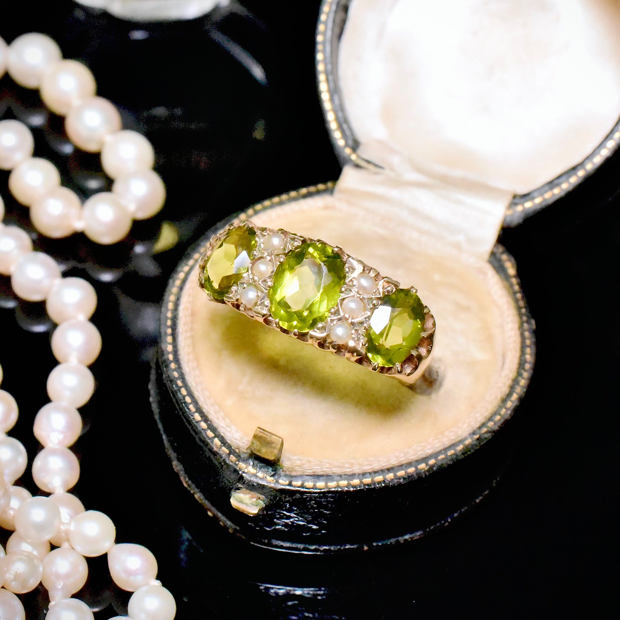 Superb Vintage 9ct Yellow Gold Peridot And Seed Pearl Bridge Ring - Birmingham 1971