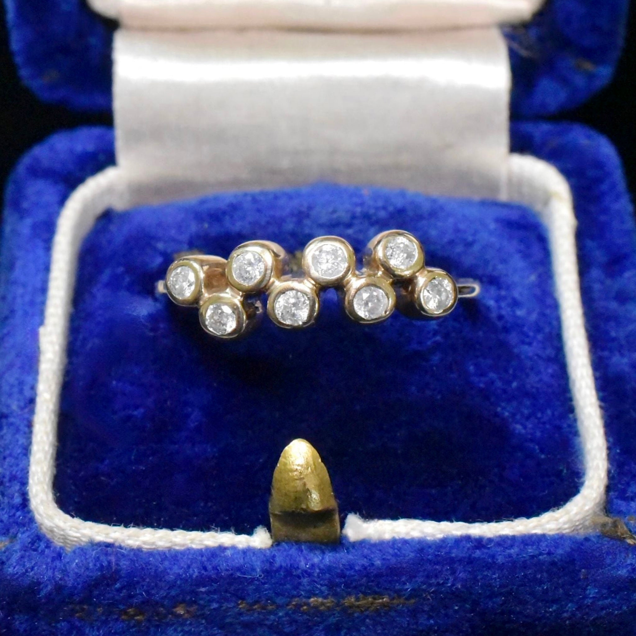 Charming 9ct Yellow Gold And Diamond Ring - Birmingham 2008