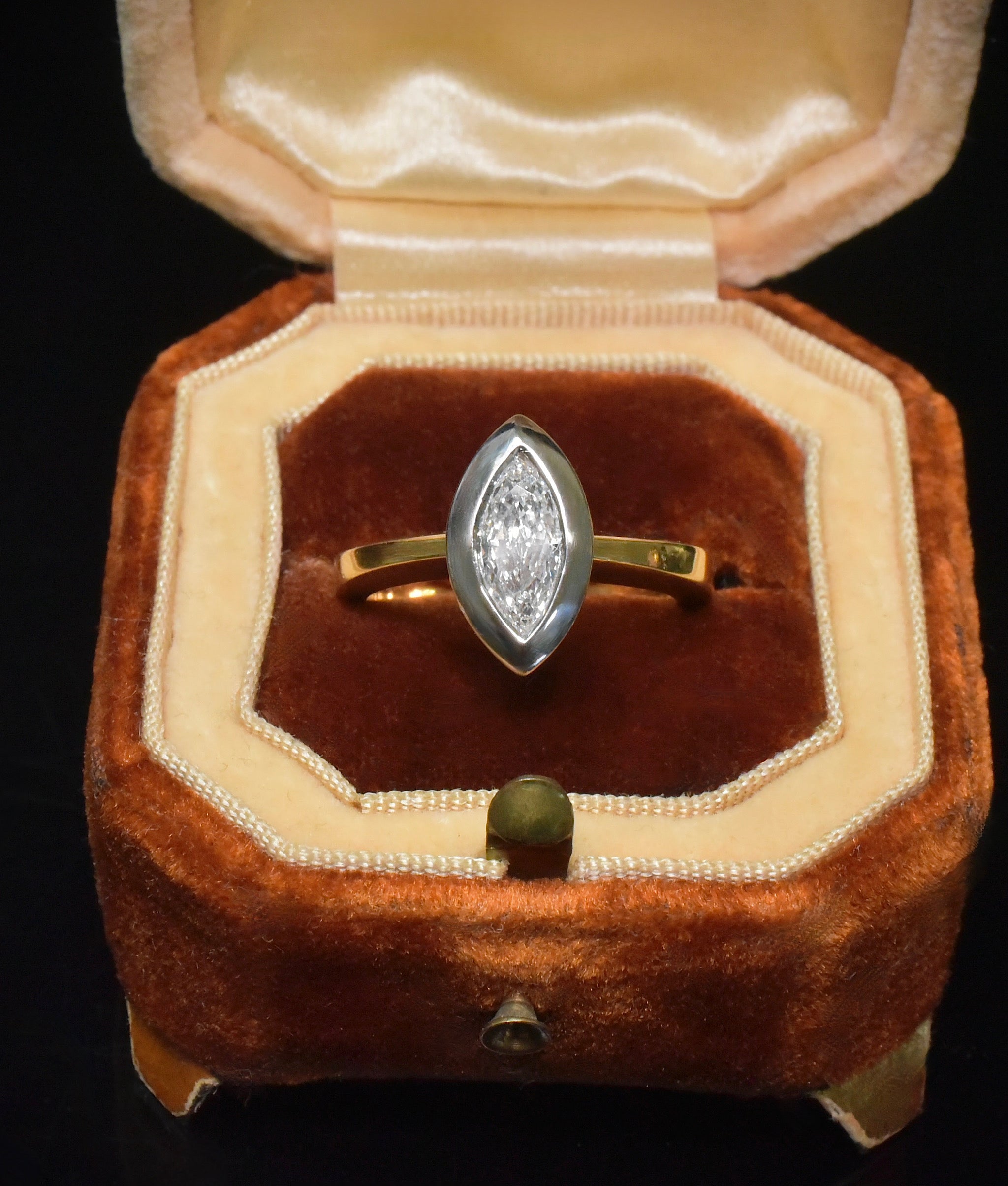 Superb Handcrafted 18ct Yellow Gold And Marquise Diamond Ring 0.54ct