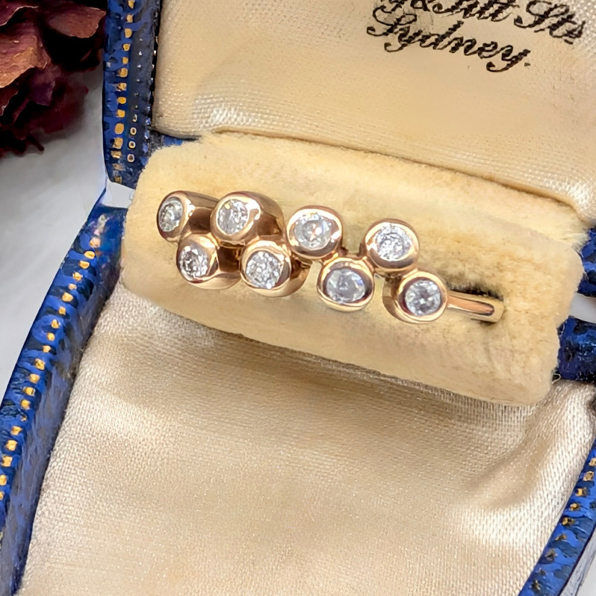 Charming 9ct Yellow Gold And Diamond Ring - Birmingham 2008