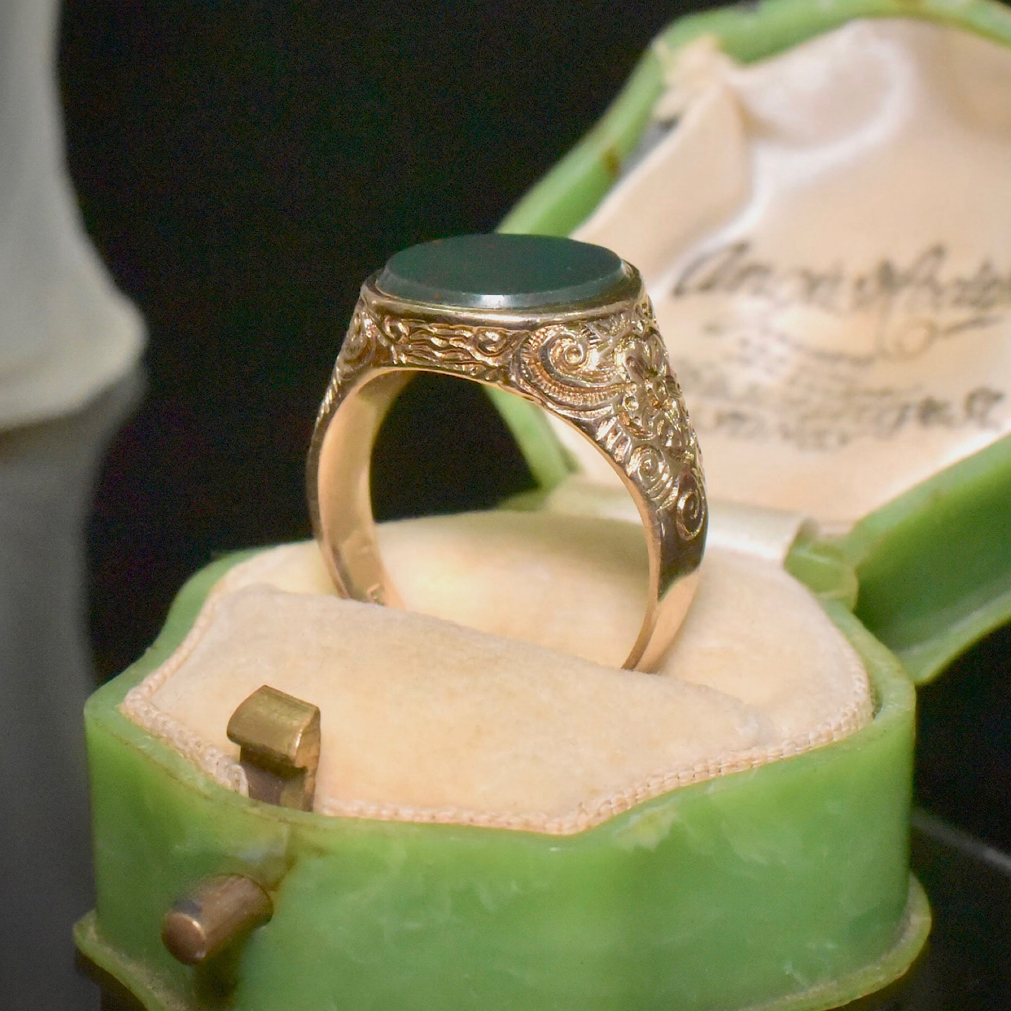 Vintage 9ct Yellow Gold And Bloodstone Floral Ring - Birmingham 1973