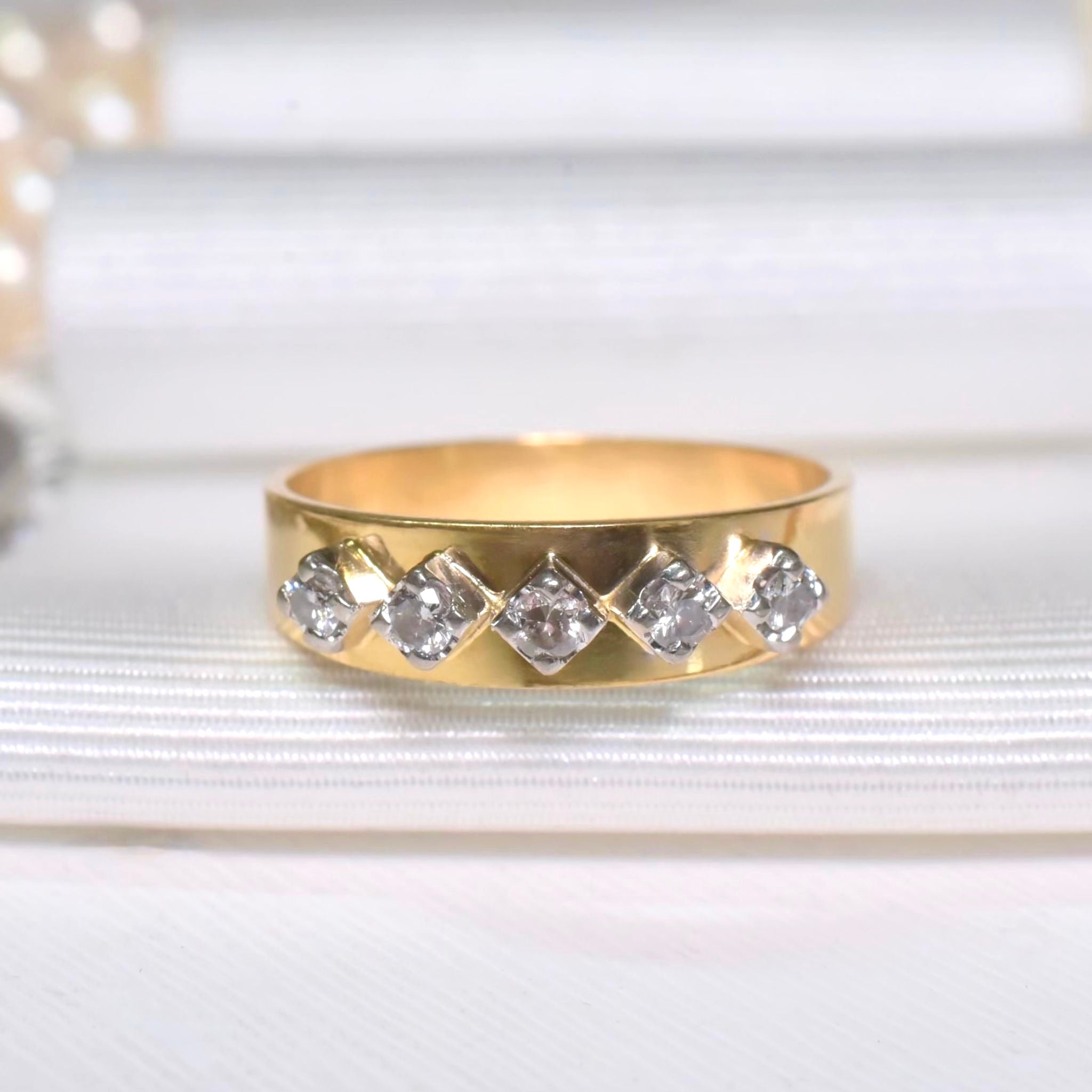 Vintage 18ct Yellow Gold Five Diamond Ring Circa 1950’s