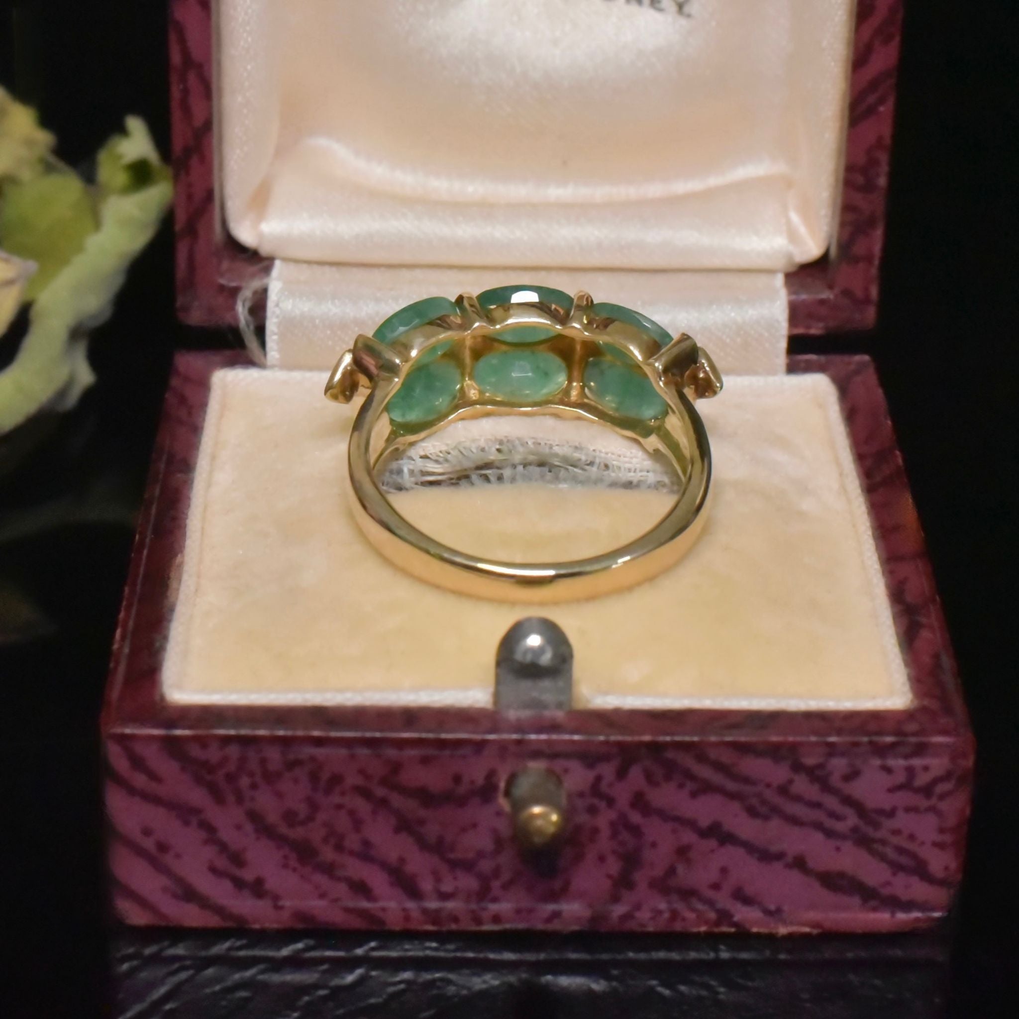Stunning 9ct Yellow Gold Emerald And Diamond Ring - Birmingham 2005