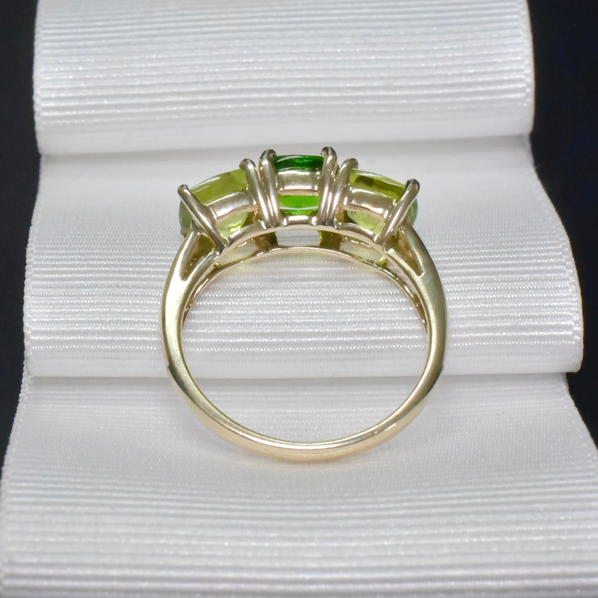 9ct Yellow Gold Chrome Diopside And Peridot Ring - Birmingham 2005
