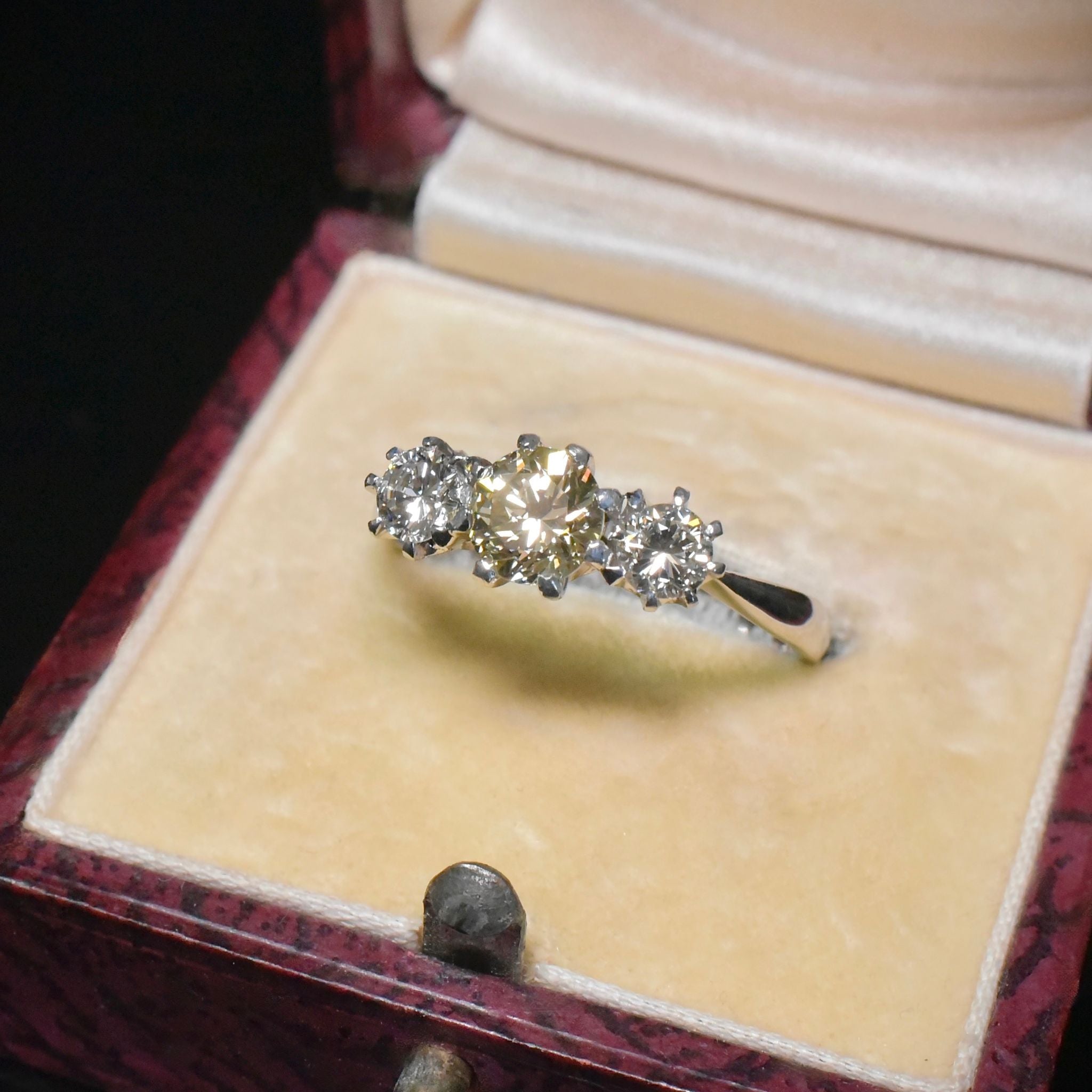 Contemporary 18ct White Gold ‘Faint Yellow’ And White Diamond Trilogy Ring - 0.92ct