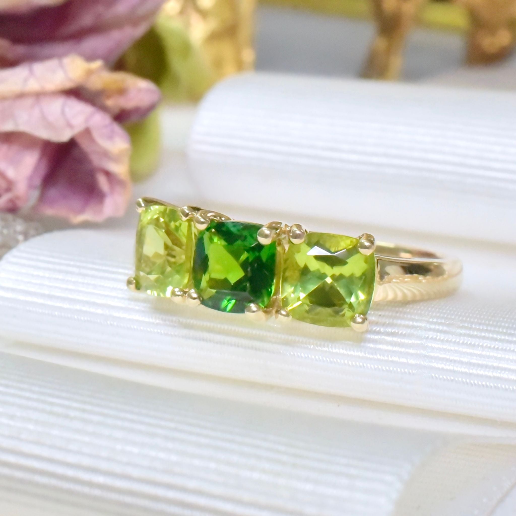 9ct Yellow Gold Chrome Diopside And Peridot Ring - Birmingham 2005
