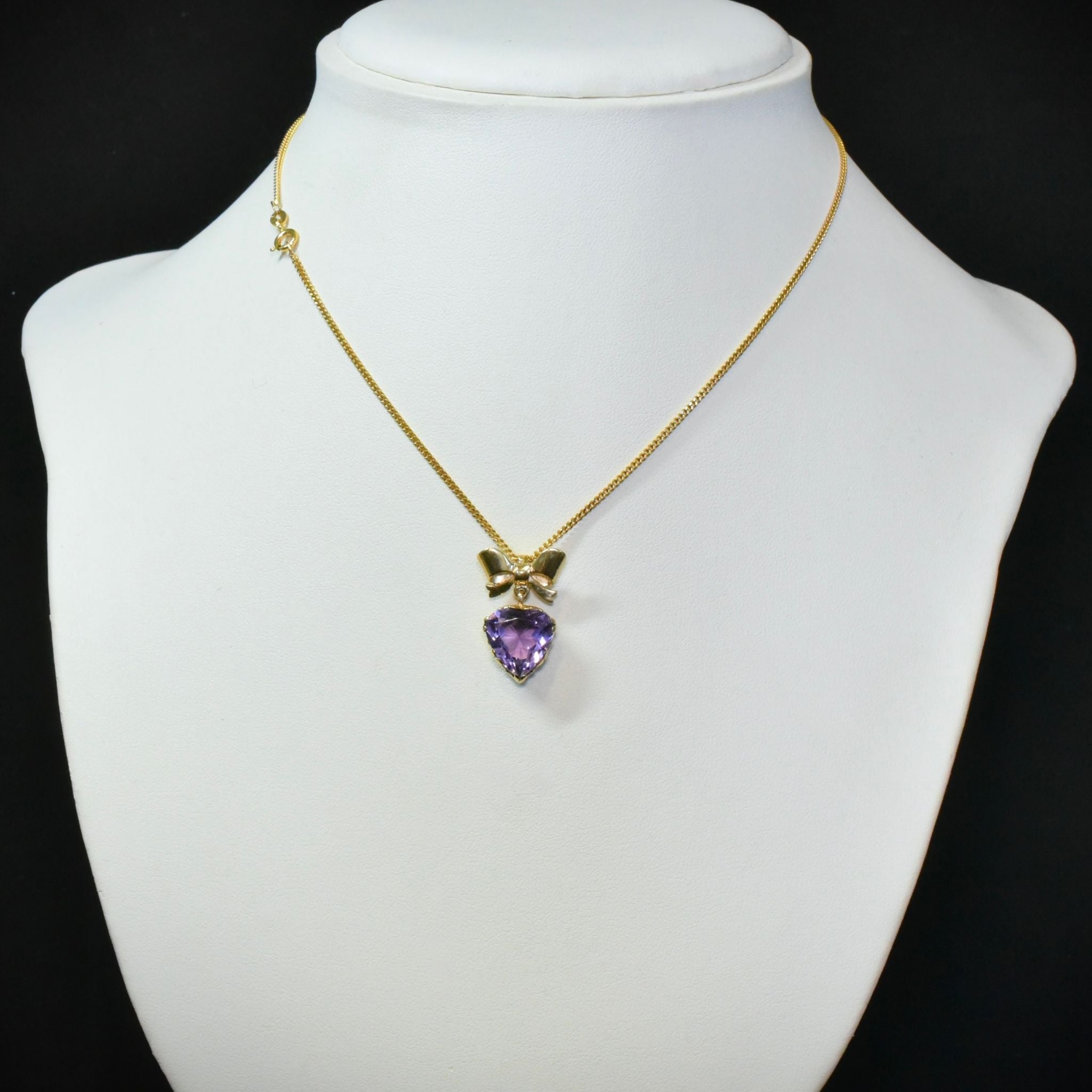 Vintage 9ct Yellow Gold Heart-Cut Amethyst ‘Bow’ Pendant & Chain - London 1960